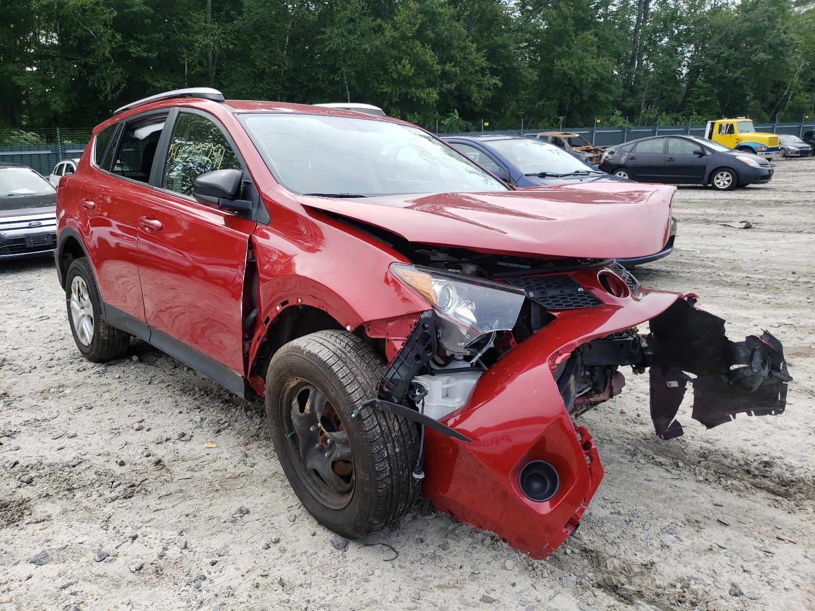 Photo 1 from auction – 2015 TOYOTA RAV4 LE with VIN JTMBFREV1FD111786