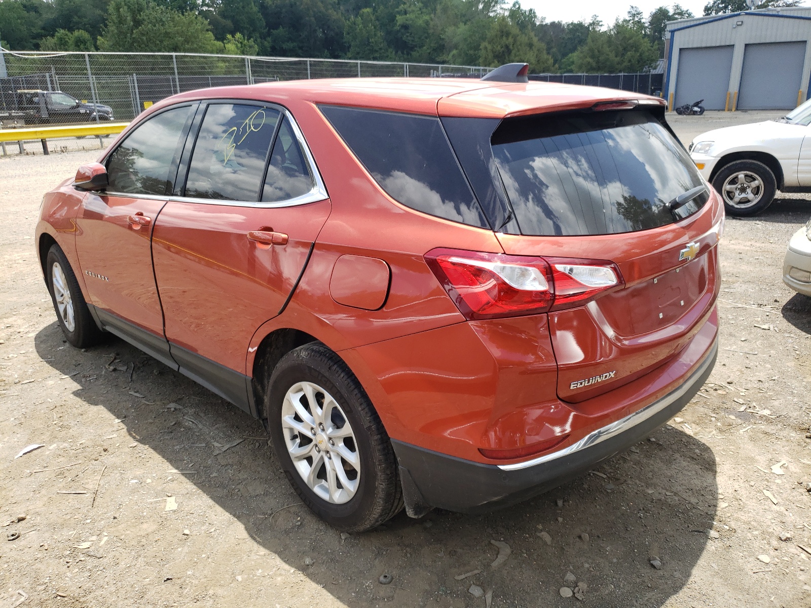 Photo 3 from auction – 2020 CHEVROLET EQUINOX LT with VIN 2GNAXJEV6L6165709