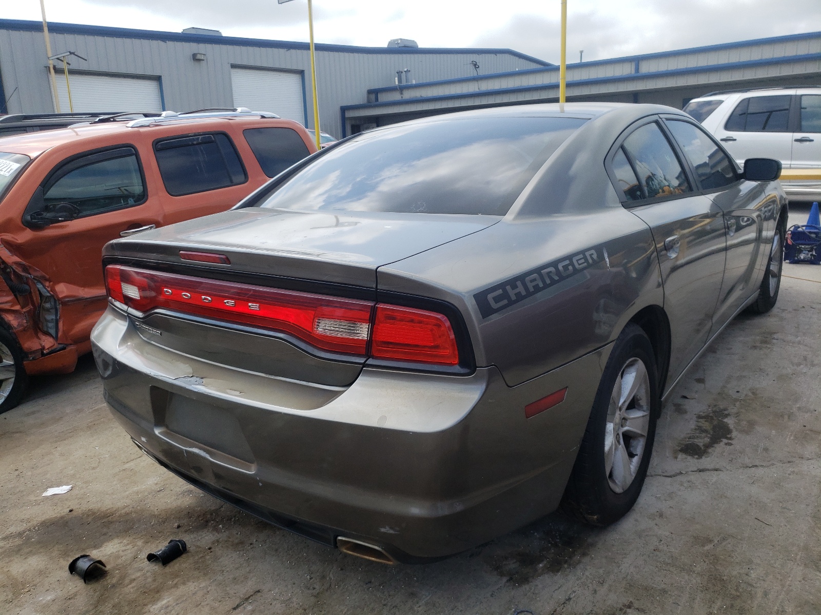 Фото 4 с аукциона – 2011 DODGE CHARGER с VIN 2B3CL3CG1BH606387