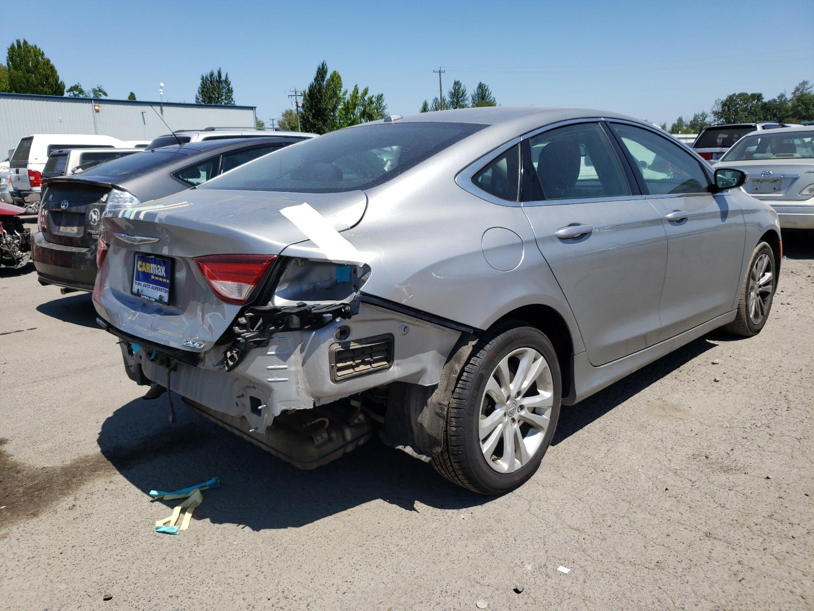 Photo 4 from auction – 2015 CHRYSLER 200 LIMITE with VIN 1C3CCCAB7FN701253