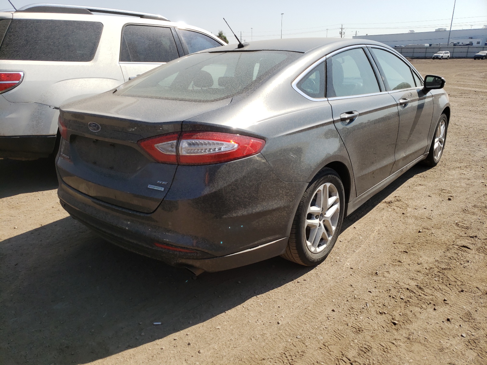 Photo 4 from auction – 2015 FORD FUSION SE with VIN 1FA6P0HD1F5121392