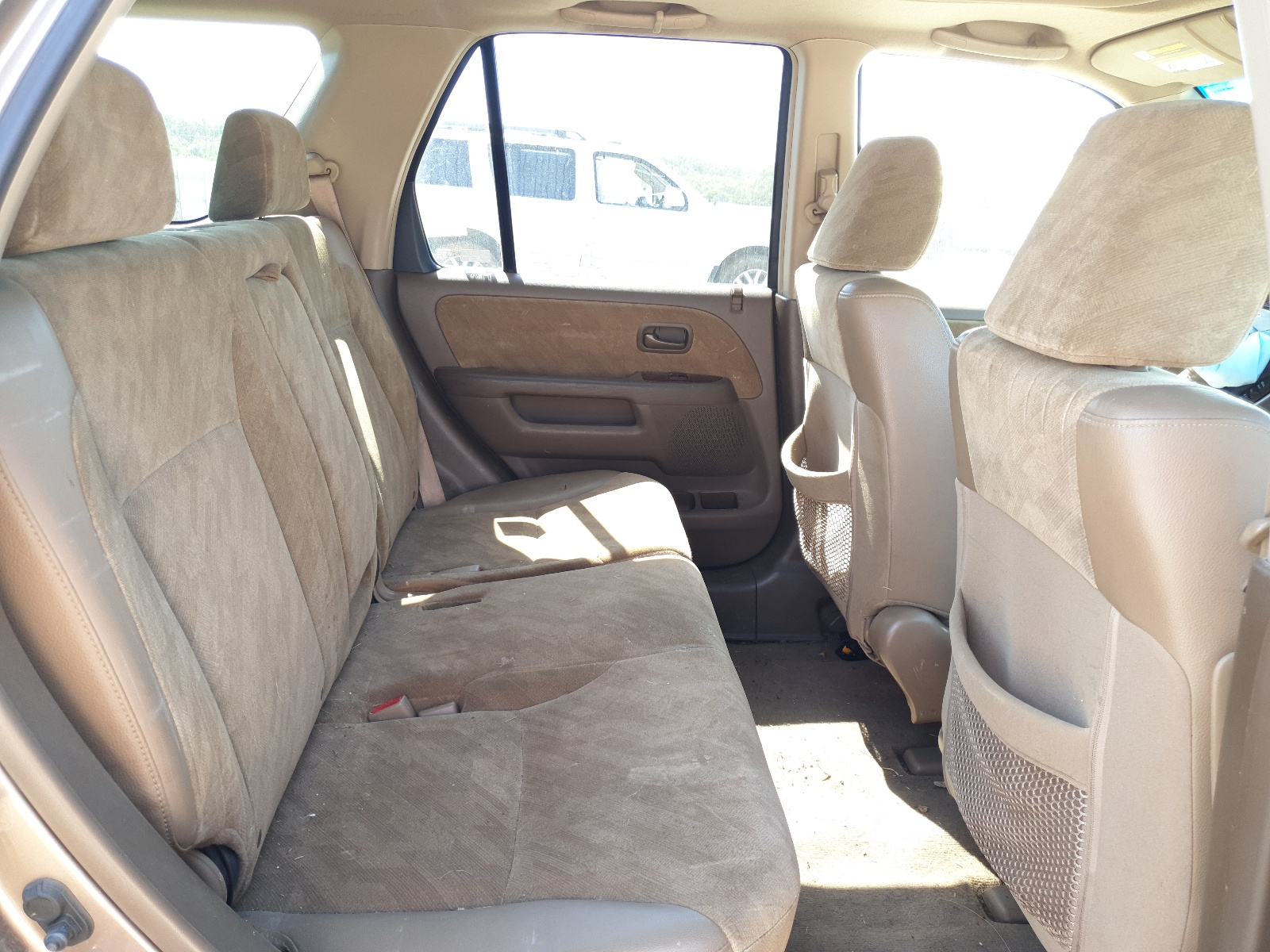 Photo 6 from auction – 2003 HONDA CR-V EX with VIN JHLRD77883C007719