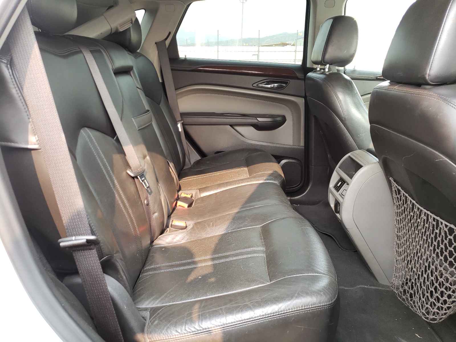 Photo 6 from auction – 2011 CADILLAC SRX LUXURY with VIN 3GYFNAEY1BS529625