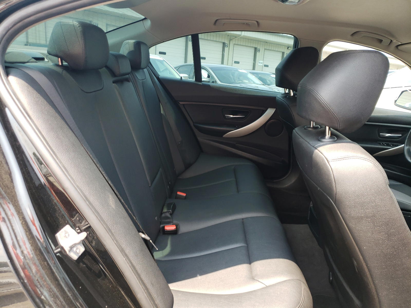 Photo 6 from auction – 2014 BMW 320 I with VIN WBA3B1C52EP680368