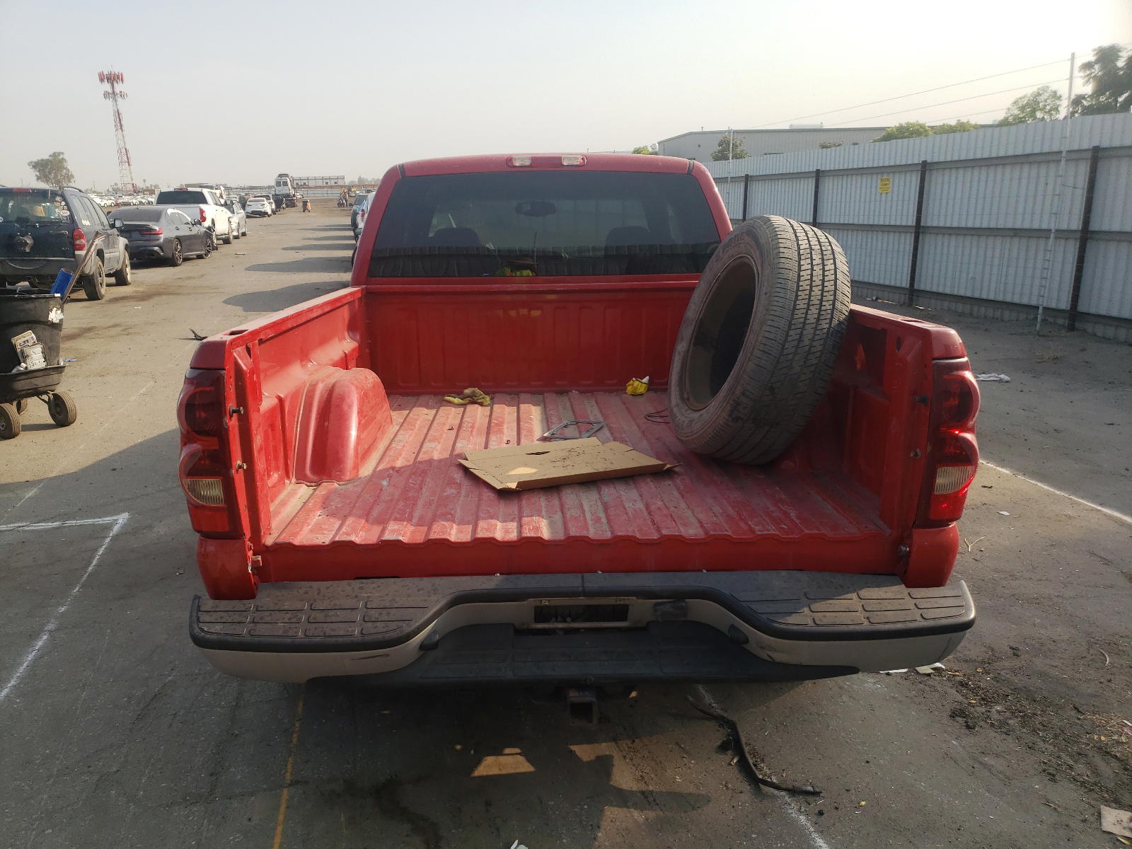 Photo 9 from auction – 2003 CHEVROLET SILVERADO with VIN 2GCEC19X531406917