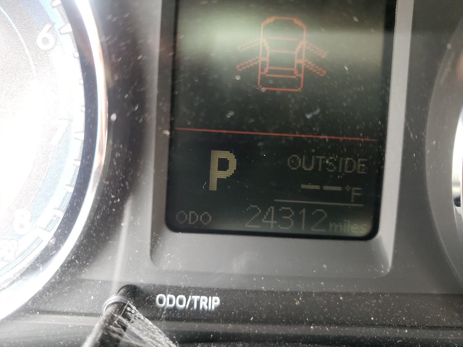 Photo 8 from auction – 2018 TOYOTA COROLLA L with VIN 2T1BURHE2JC112226