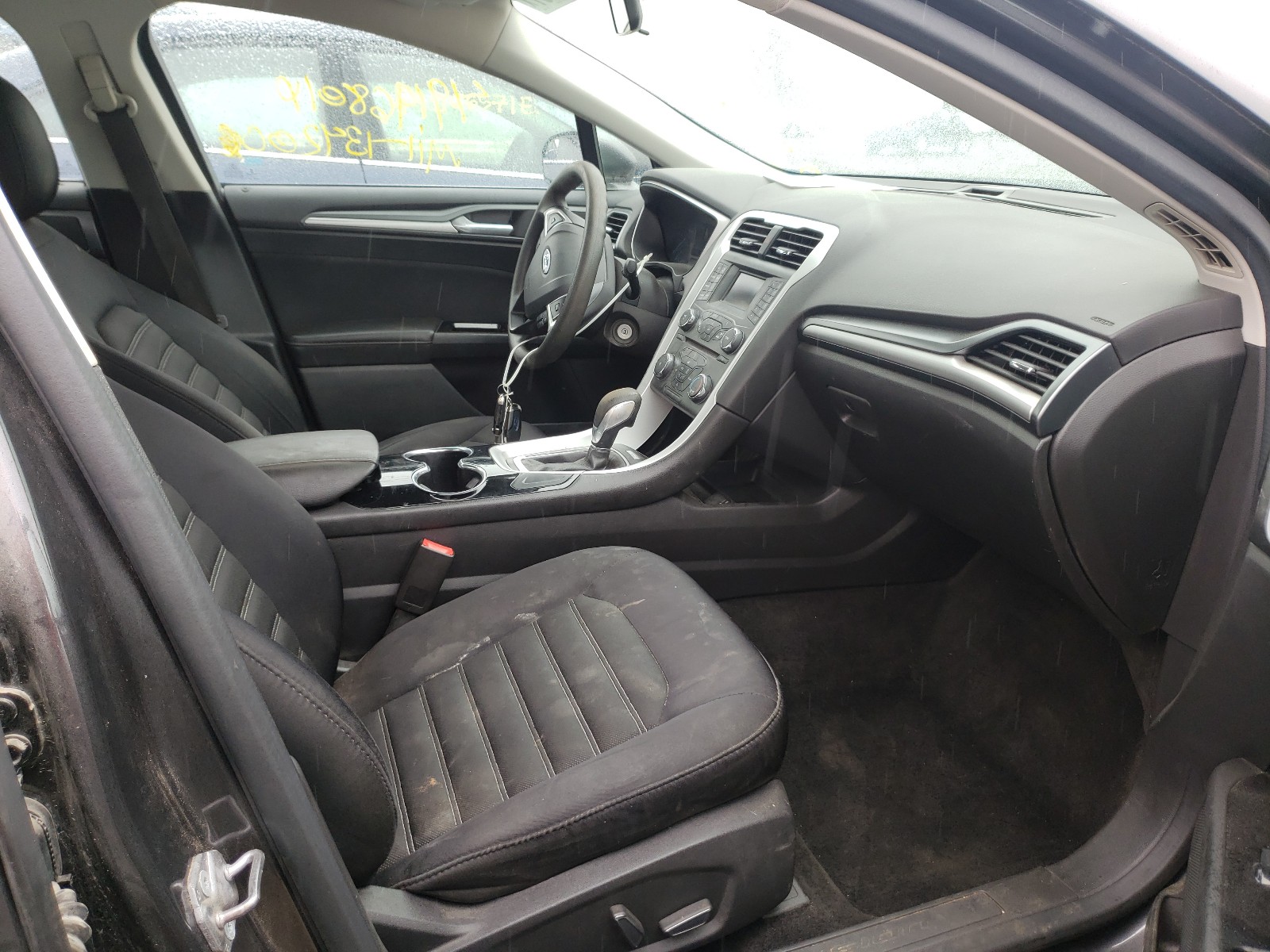 Photo 5 from auction – 2015 FORD FUSION SE with VIN 3FA6P0H73FR132045