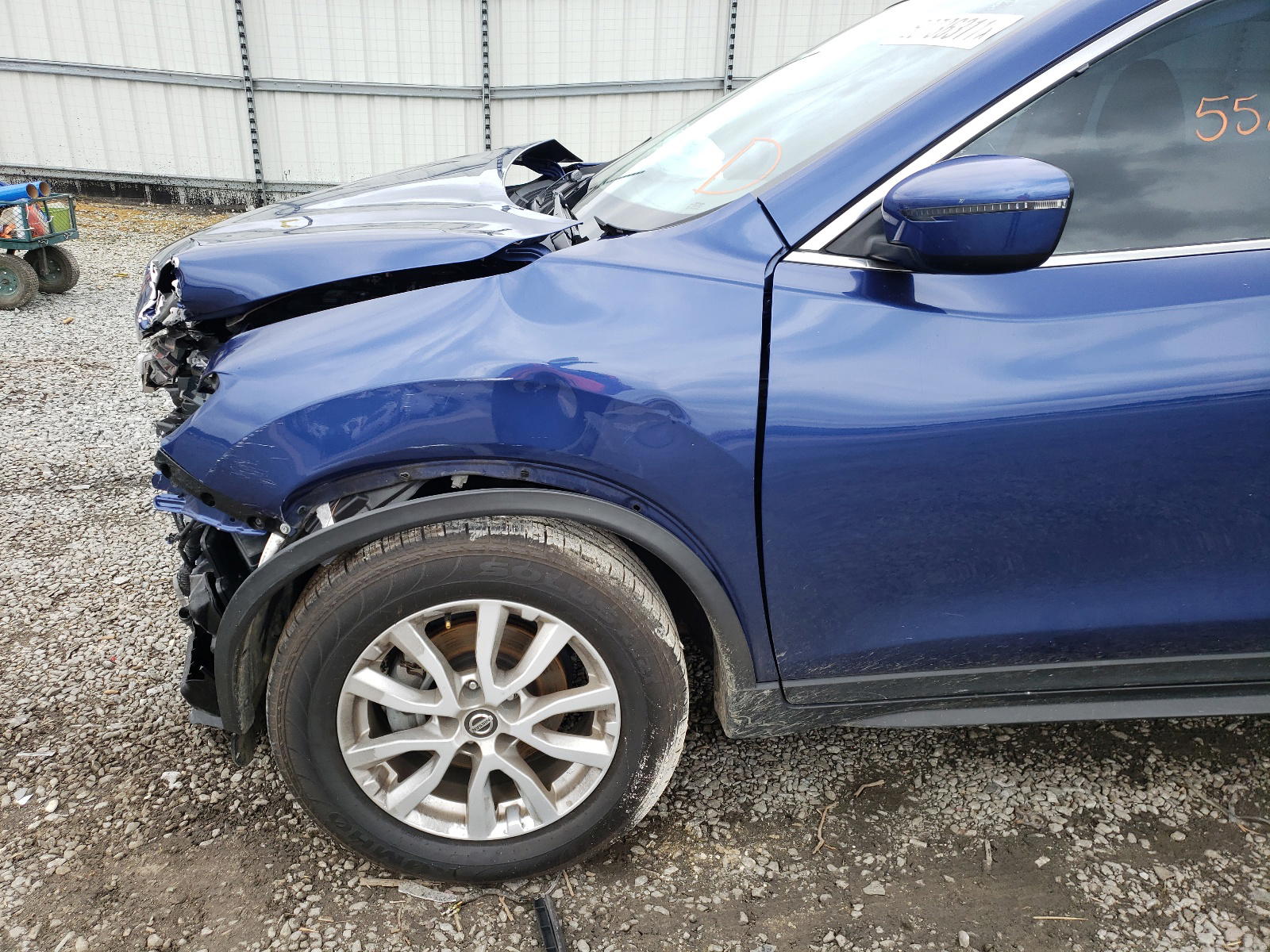 Photo 9 from auction – 2019 NISSAN ROGUE S with VIN KNMAT2MT5KP545231