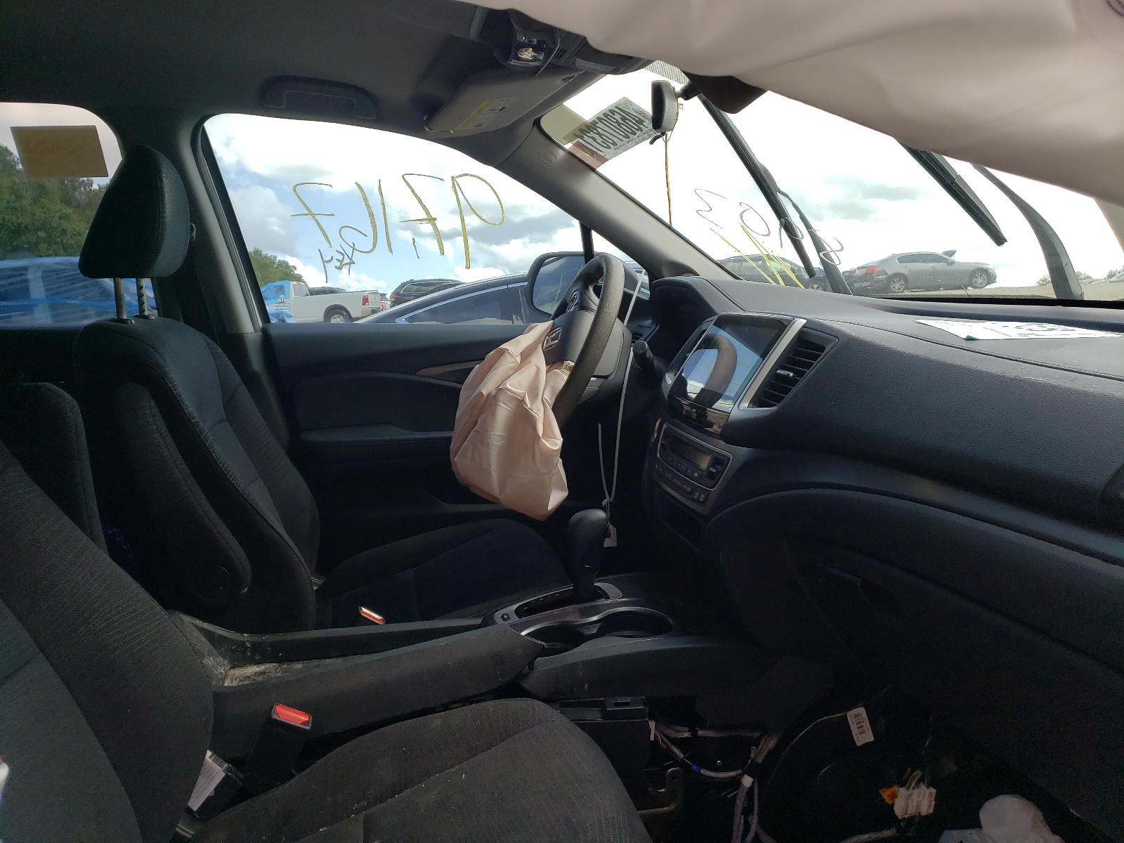 Photo 5 from auction – 2018 HONDA PILOT EX with VIN 5FNYF5H39JB018903