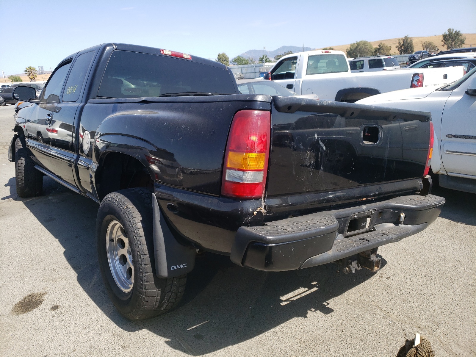 Photo 3 from auction – 2002 GMC SIERRA K15 with VIN 2GTFK69U421394588