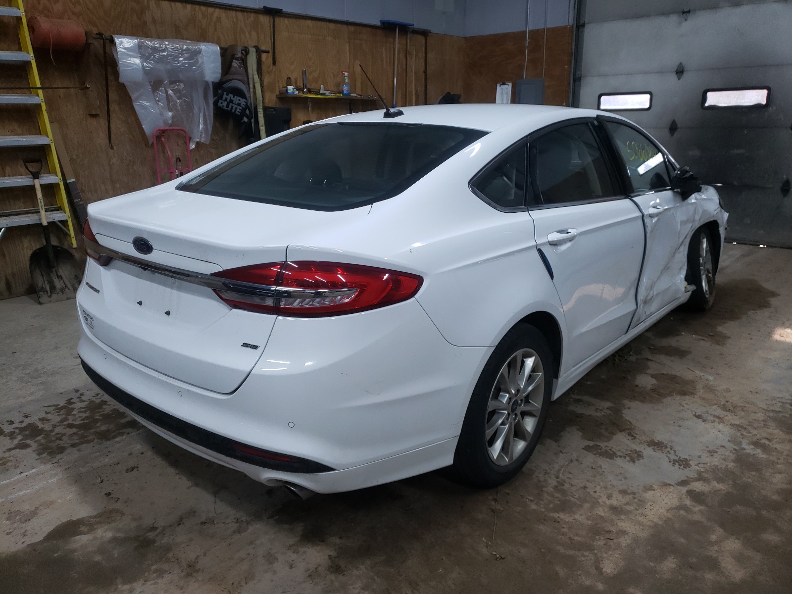 Photo 4 from auction – 2017 FORD FUSION SE with VIN 3FA6P0H73HR273510