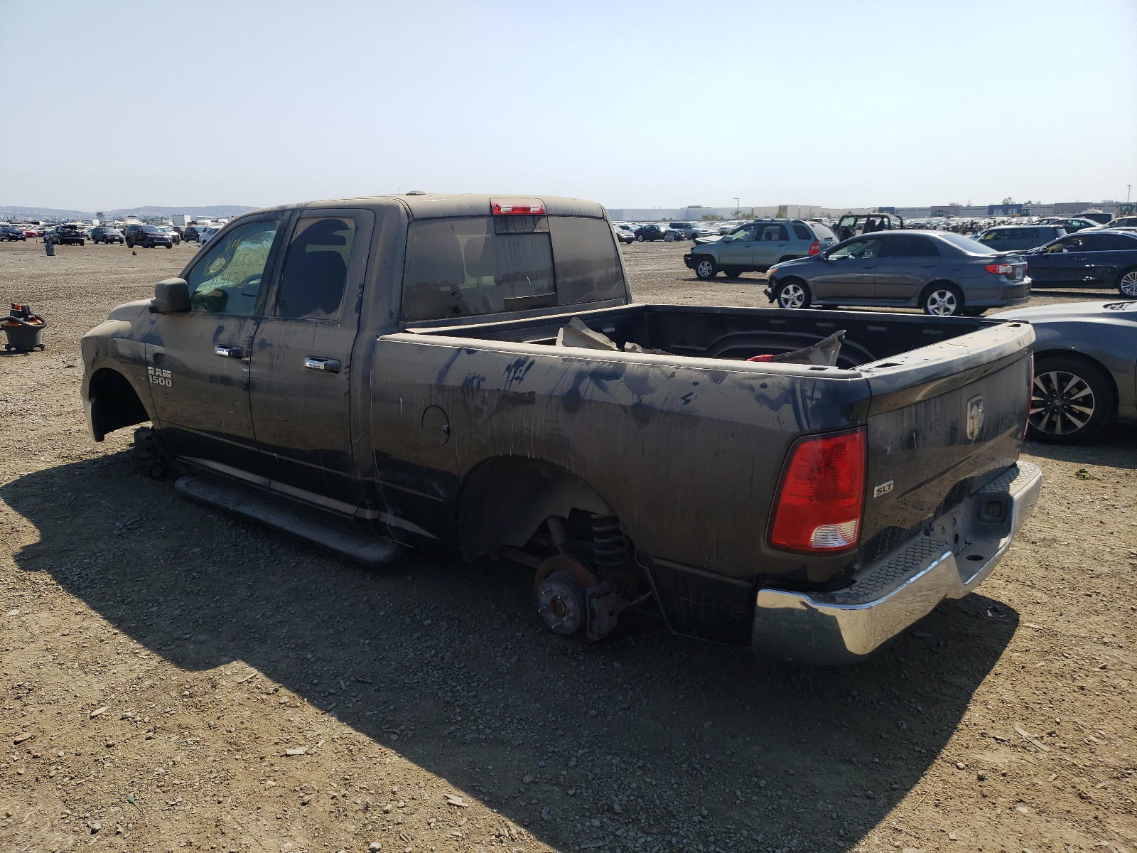 Photo 3 from auction – 2017 RAM 1500 SLT with VIN 1C6RR6GG6HS713933