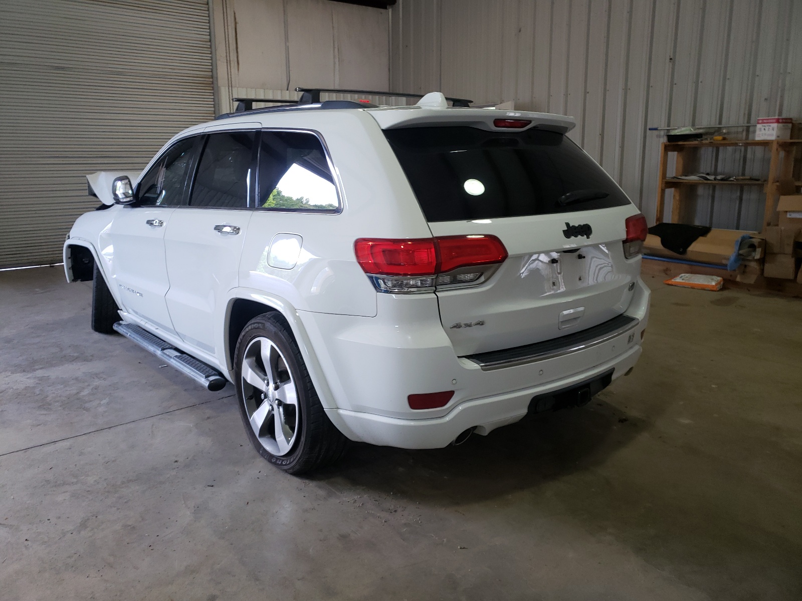 Photo 3 from auction – 2016 JEEP GRAND CHER with VIN 1C4RJFCG2GC469891
