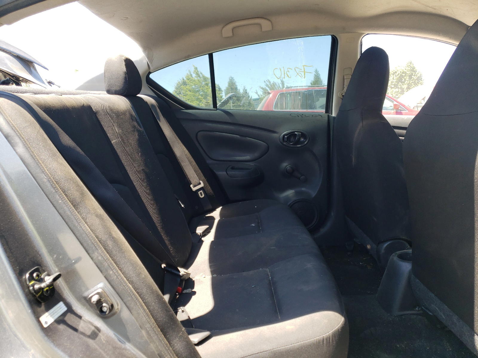 Photo 6 from auction – 2016 NISSAN VERSA S with VIN 3N1CN7AP1GL917547
