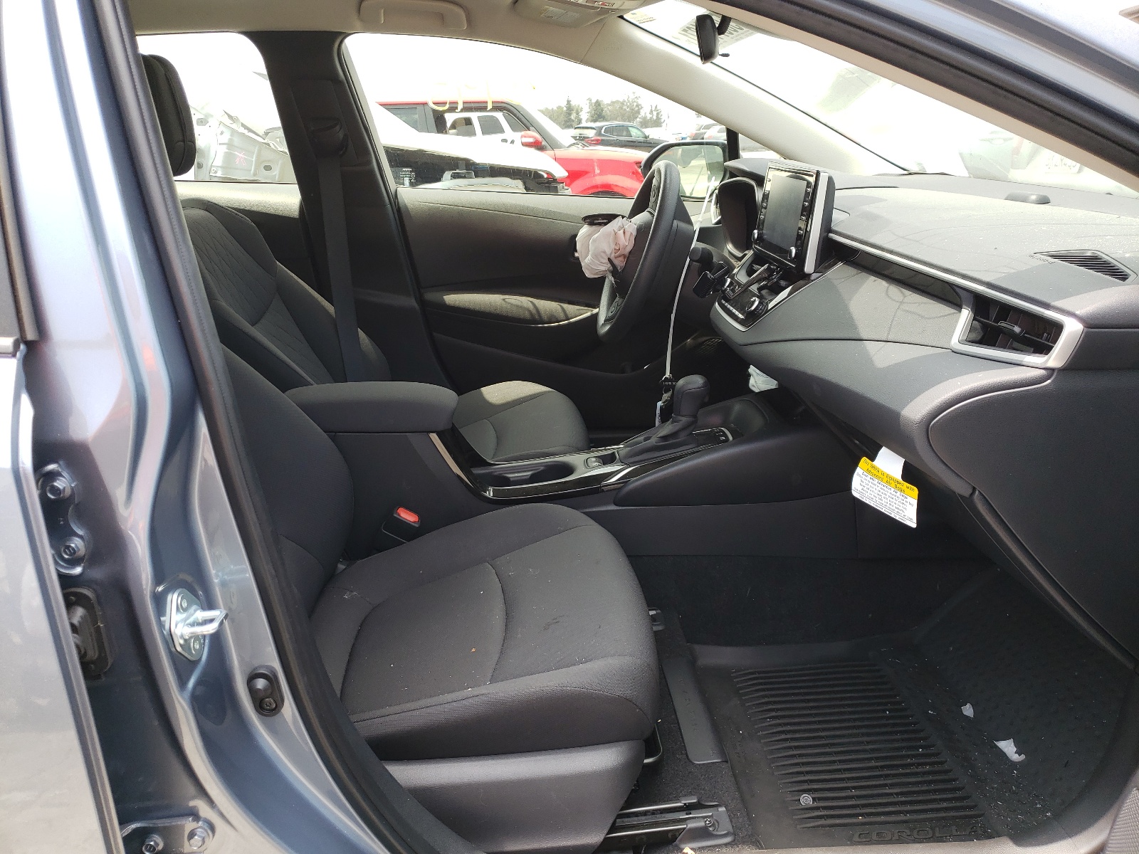 Photo 5 from auction – 2021 TOYOTA COROLLA LE with VIN JTDEAMDE5MJ027226