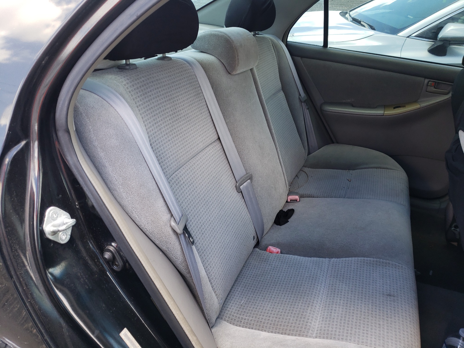 Photo 6 from auction – 2006 TOYOTA COROLLA CE with VIN 1NXBR32E16Z721305