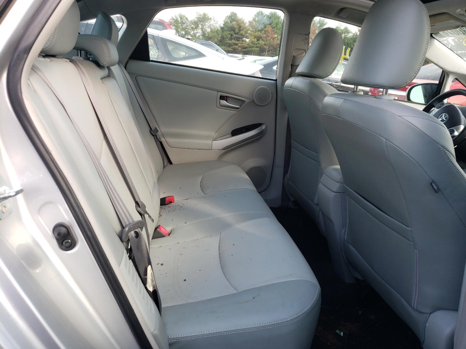 Photo 6 from auction – 2013 TOYOTA PRIUS with VIN JTDKN3DU7D5596841