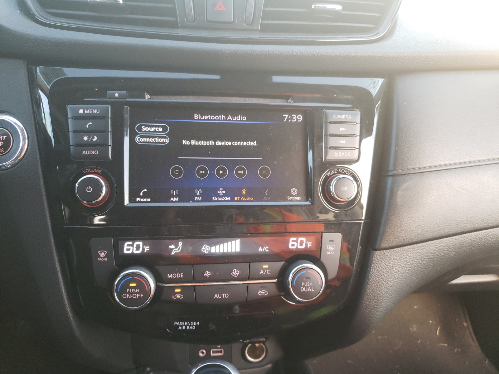 Photo 9 from auction – 2019 NISSAN ROGUE S with VIN 5N1AT2MVXKC704622