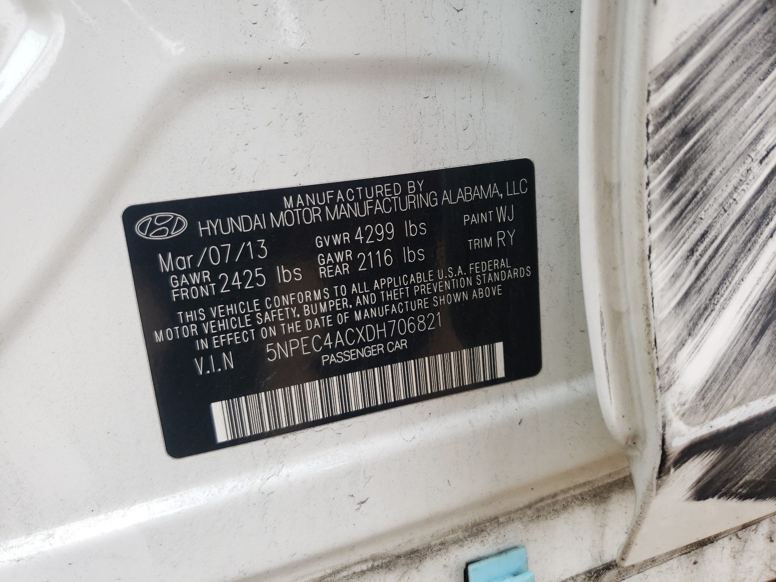 Photo 10 from auction – 2013 HYUNDAI SONATA SE with VIN 5NPEC4ACXDH706821