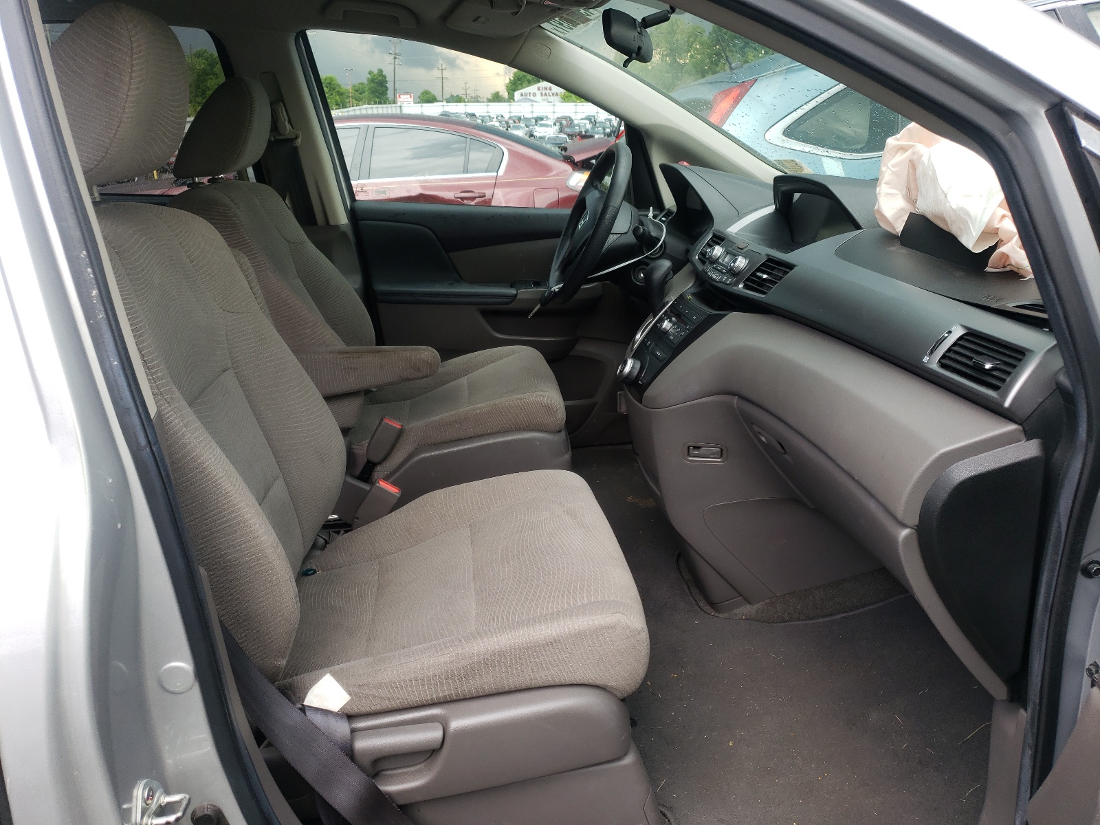 Photo 5 from auction – 2012 HONDA ODYSSEY LX with VIN 5FNRL5H2XCB080558