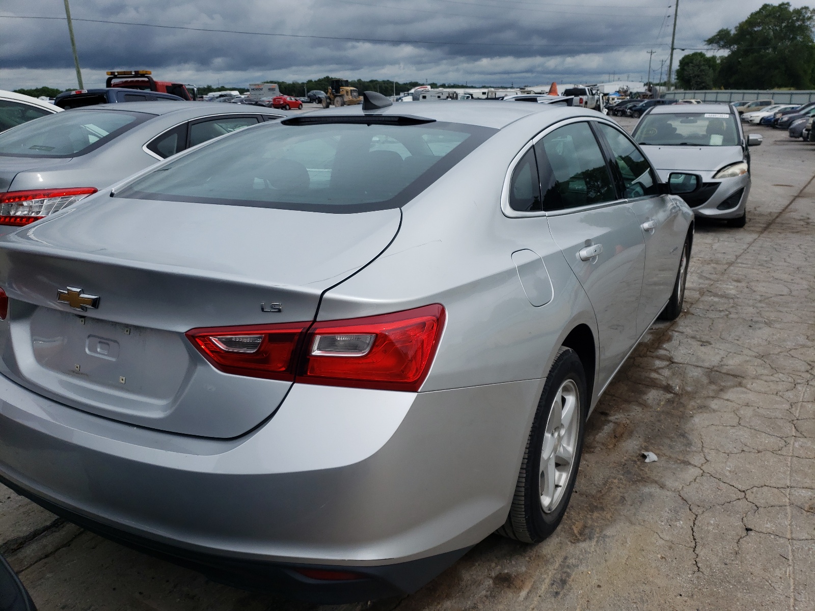 Photo 4 from auction – 2016 CHEVROLET MALIBU LS with VIN 1G1ZB5STXGF200731