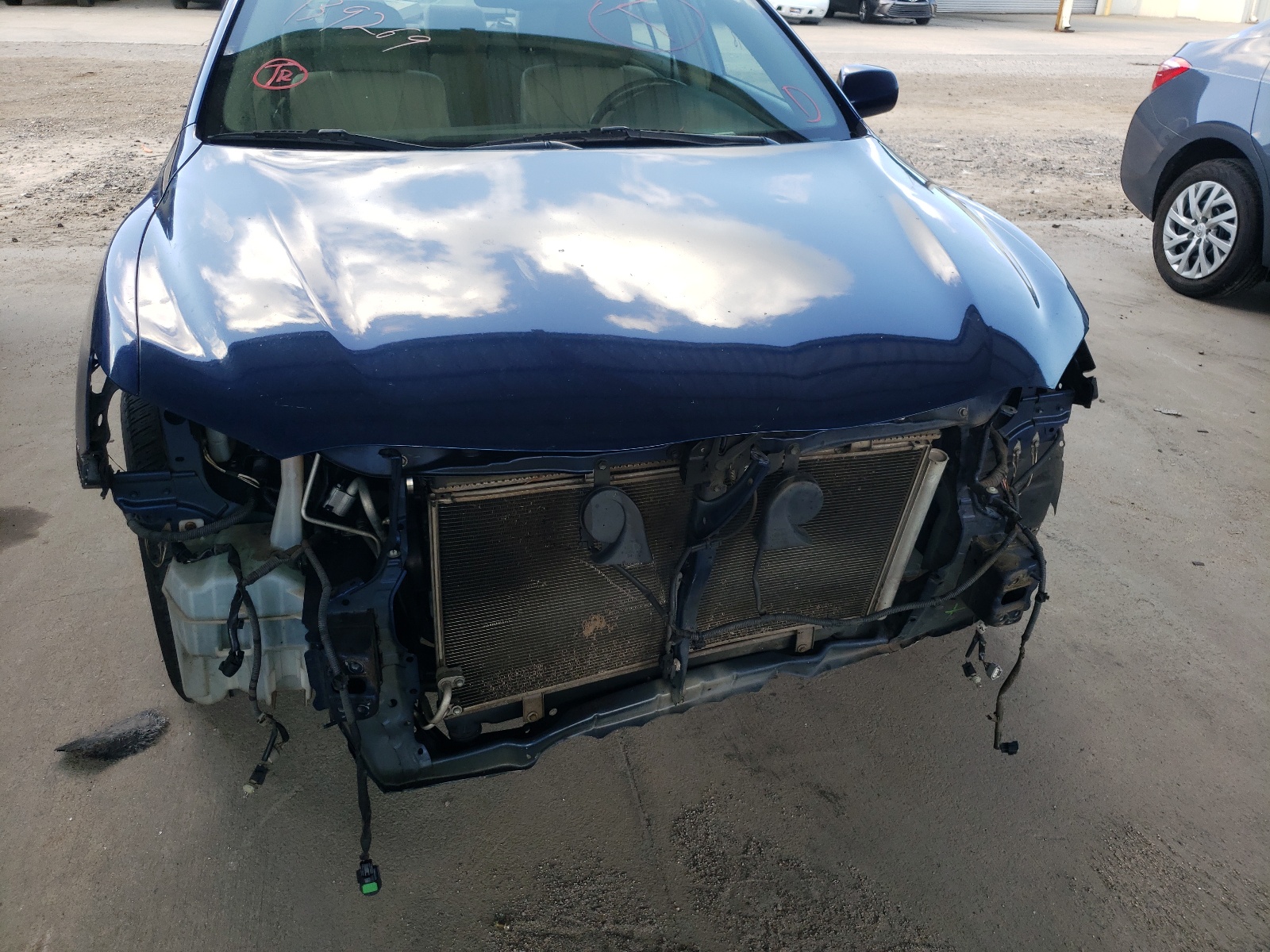 Photo 9 from auction – 2007 TOYOTA 1 TON TRUC with VIN JTNBE46K573033834