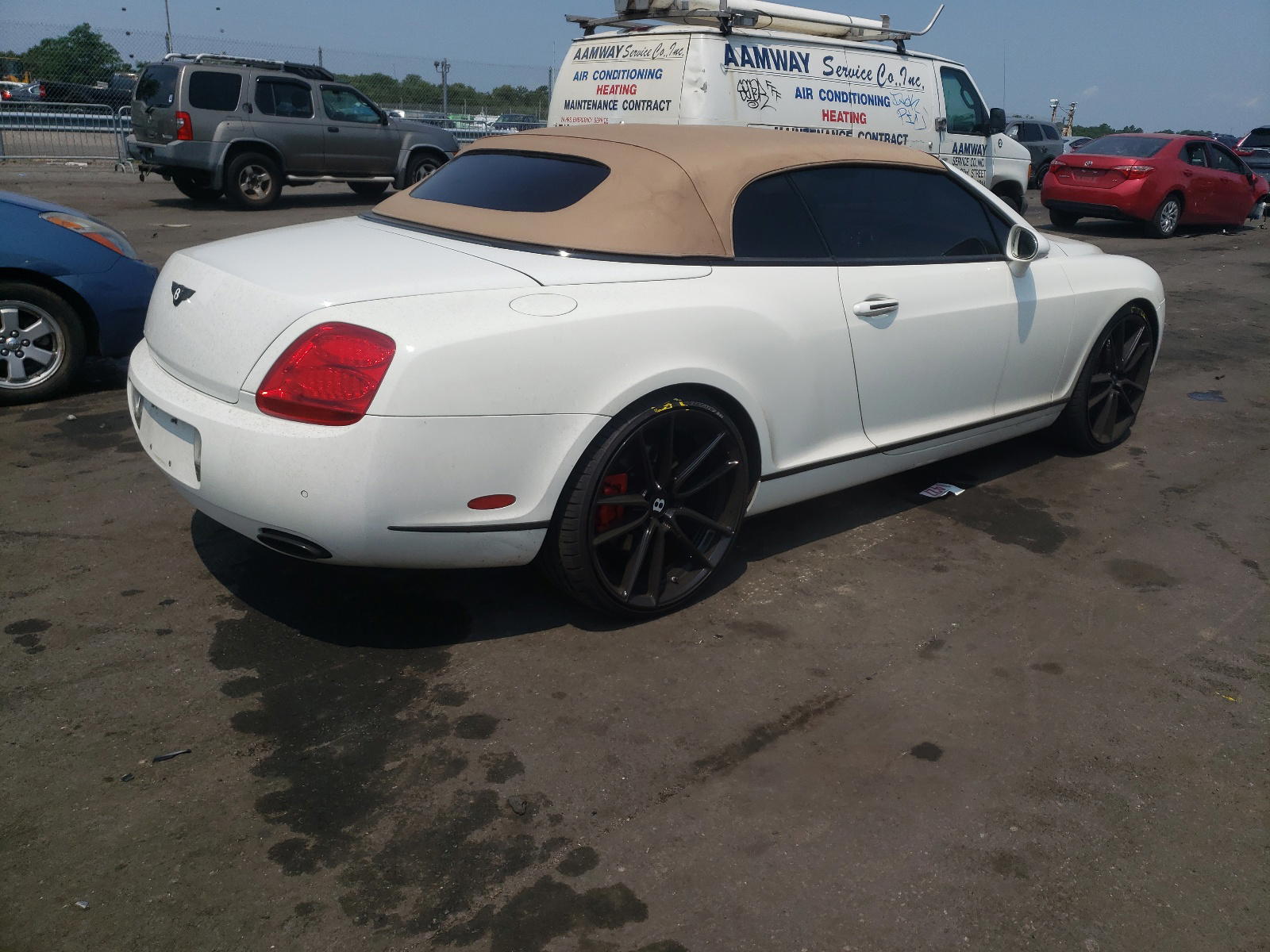 Photo 4 from auction – 2008 BENTLEY CONTINENTA with VIN SCBDR33W48C051863