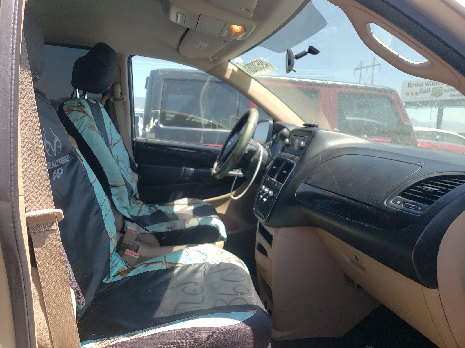 Photo 5 from auction – 2014 DODGE GRAND CARA with VIN 2C4RDGBG3ER389213