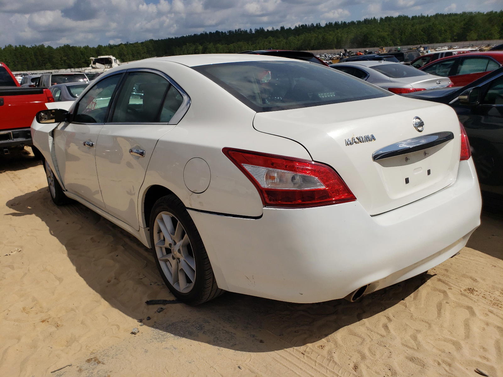 Photo 3 from auction – 2011 NISSAN MAXIMA S with VIN 1N4AA5AP3BC824964