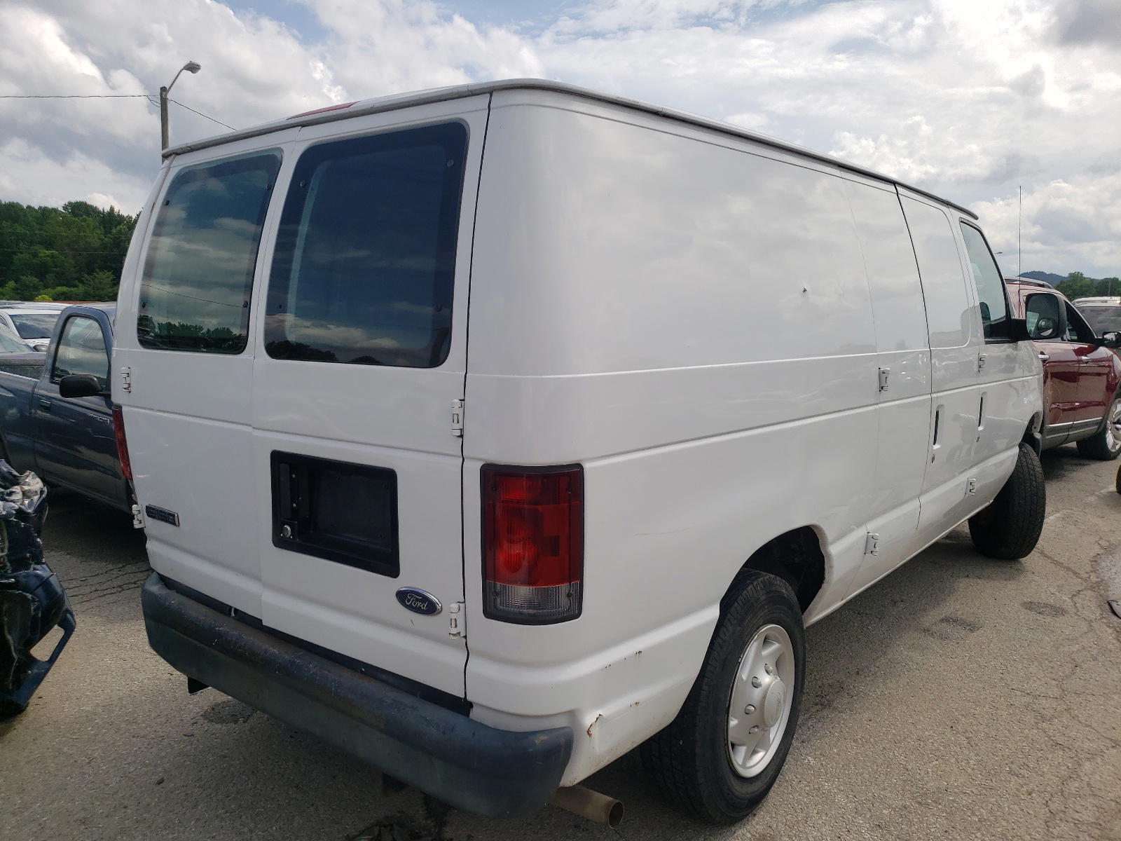 Photo 4 from auction – 2008 FORD ECONOLINE with VIN 1FTNE14W48DA90334