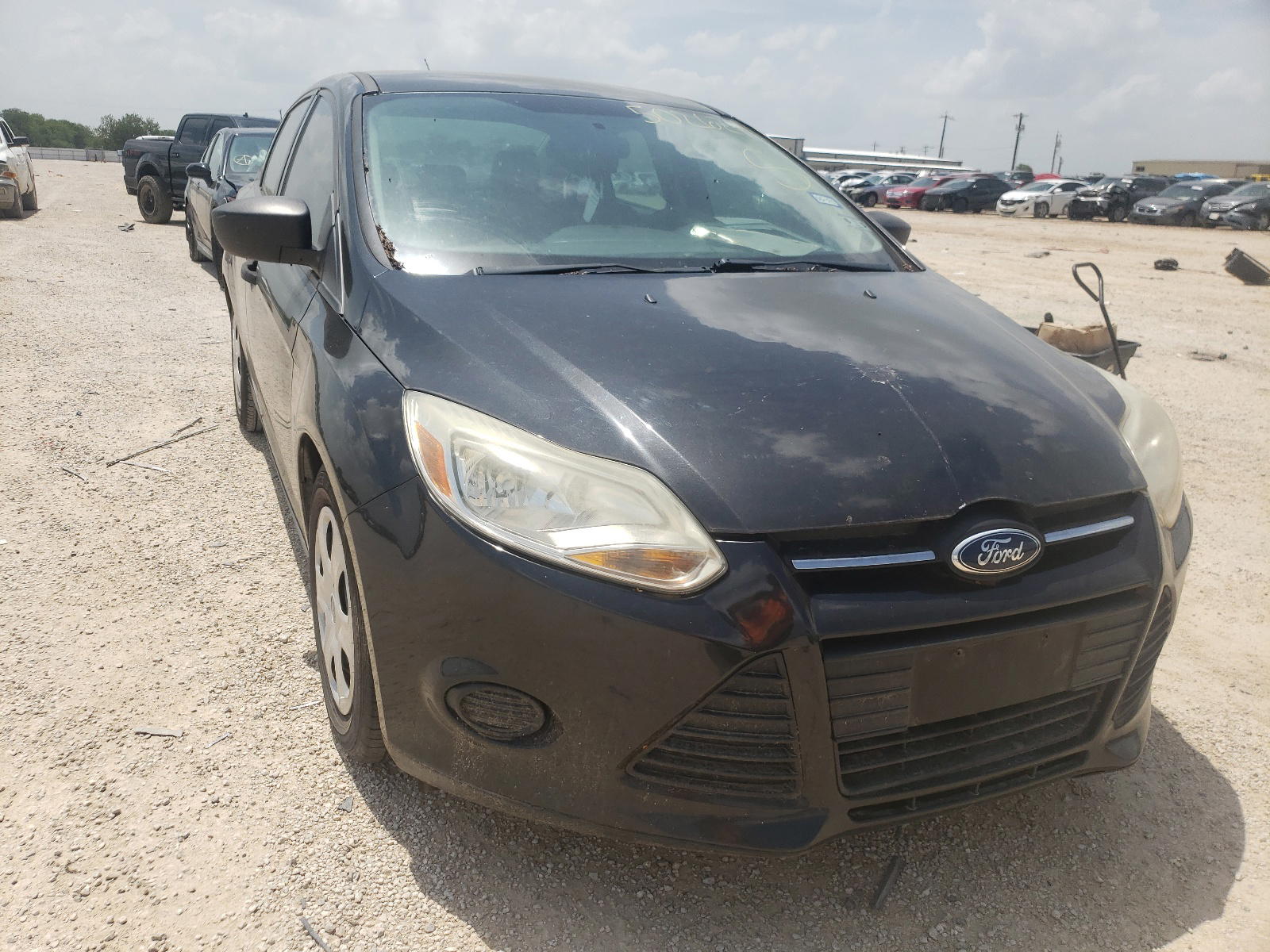 FORD FOCUS S 2013 with VIN 1FADP3E24DL361900 - Photo from auction