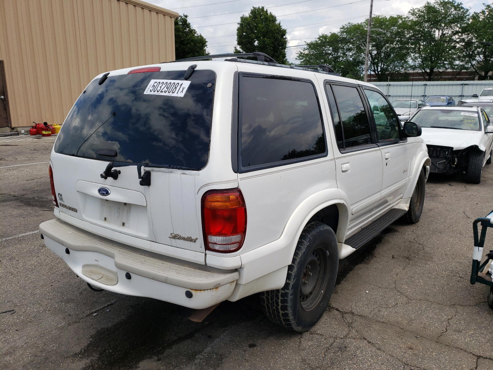 Photo 4 from auction – 2001 FORD EXPLORER with VIN 1FMZU75E71ZA32834