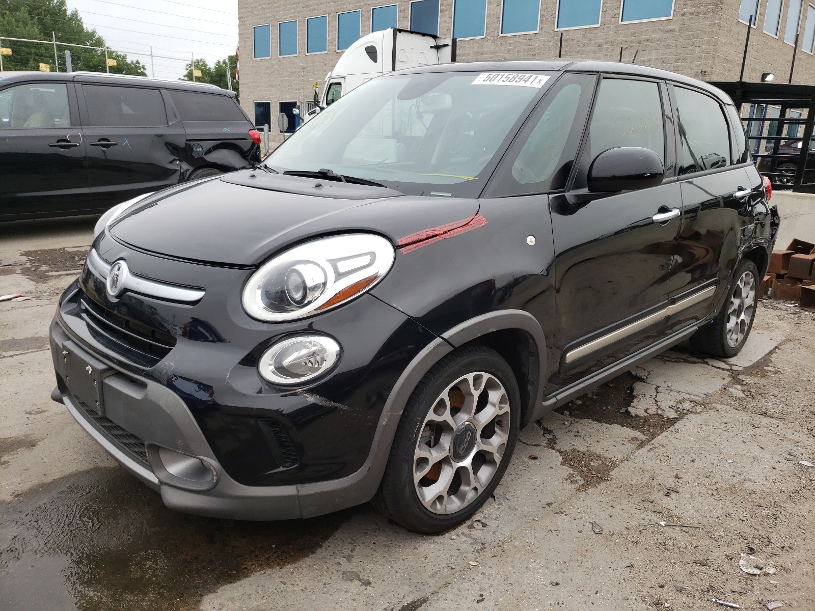 Photo 2 from auction – 2014 FIAT 500L TREKK with VIN ZFBCFADH4EZ011851