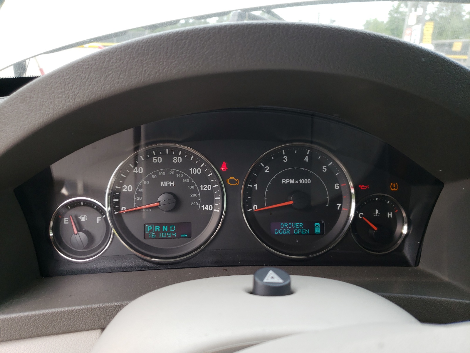 Photo 8 from auction – 2005 JEEP GRAND CHER with VIN 1J4HR58285C677809