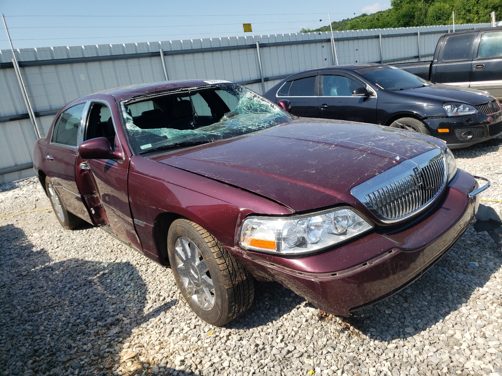 Photo 1 from auction – 2007 LINCOLN TOWN CAR D with VIN 1LNHM83V97Y620348
