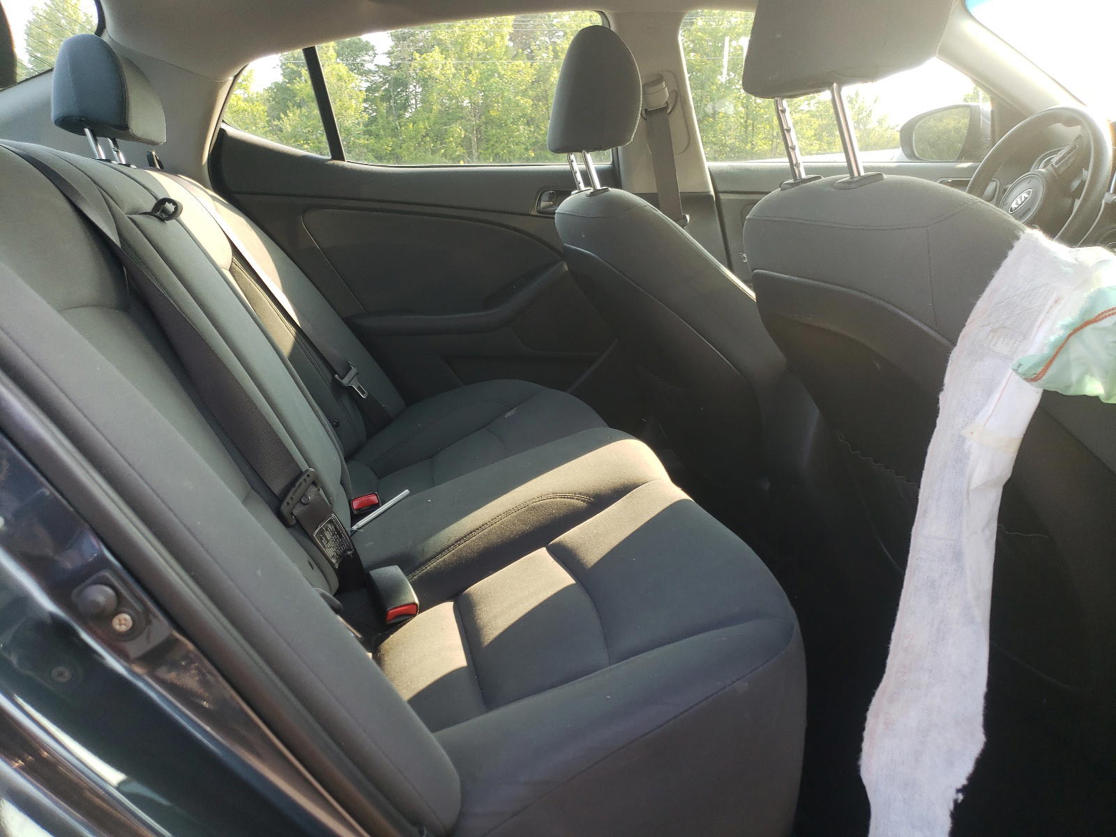 Photo 6 from auction – 2015 KIA OPTIMA LX with VIN KNAGM4A75F5546744