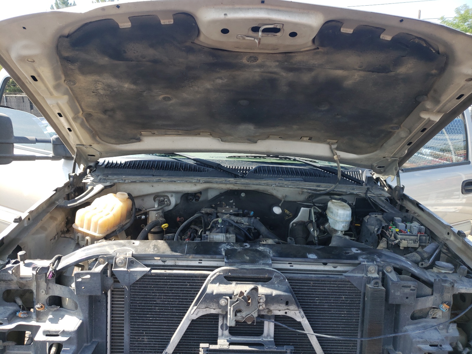 Zdjęcie 7 z aukcji – 2004 CHEVROLET SILVERADO z VIN 1GCHK23U24F265111