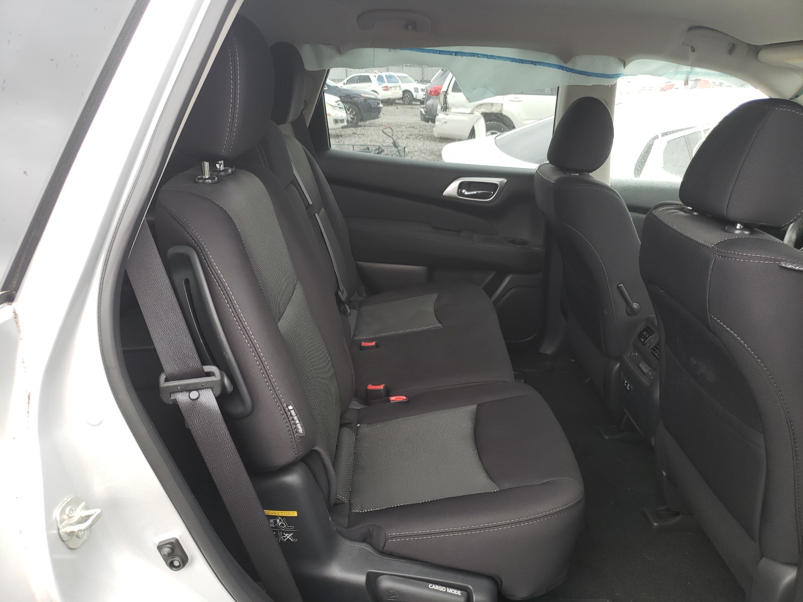 Photo 6 from auction – 2020 NISSAN PATHFINDER with VIN 5N1DR2AN0LC620049