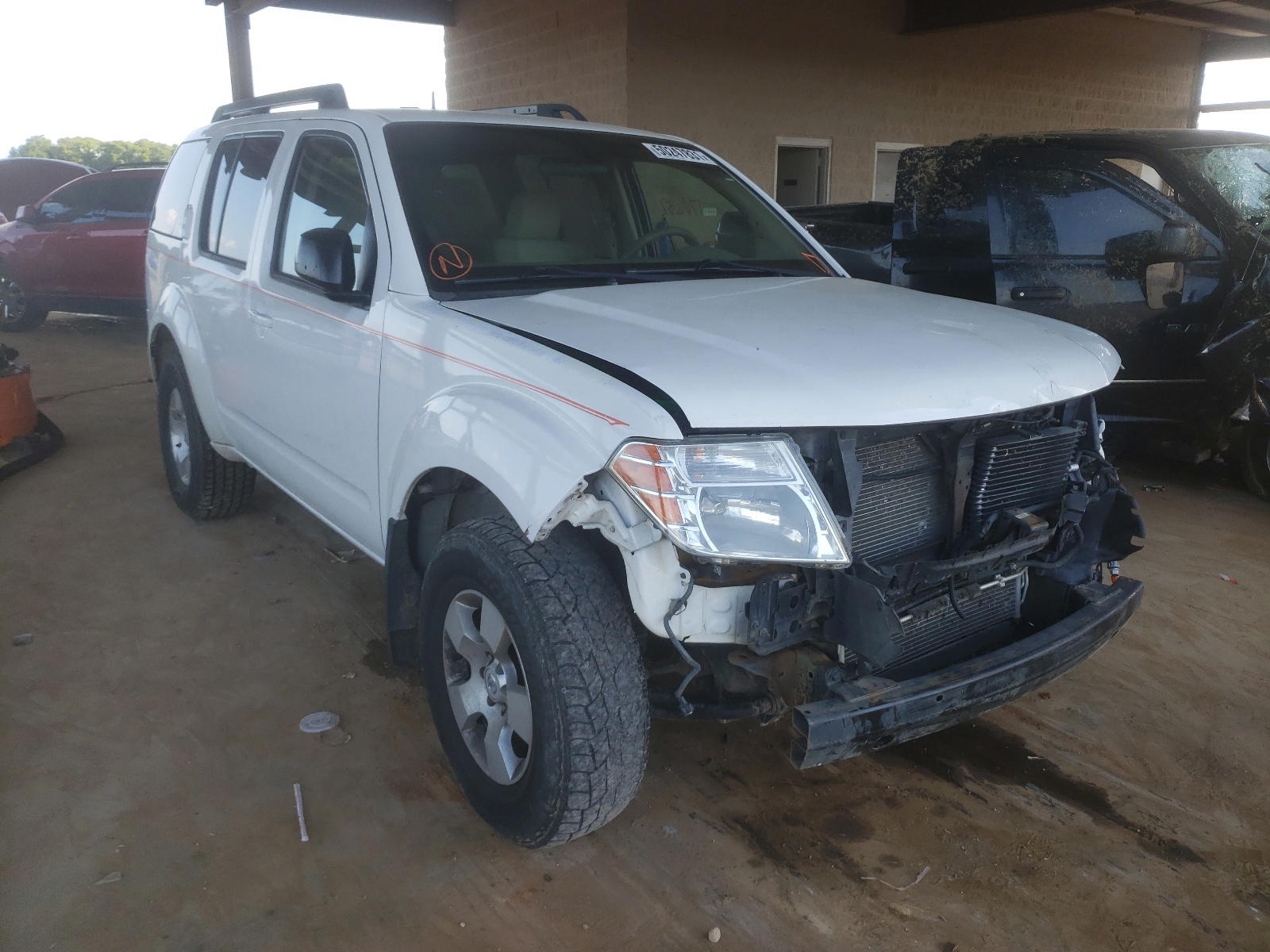NISSAN PATHFINDER 2012 with VIN 5N1AR1NB2CC615254 - Photo from auction
