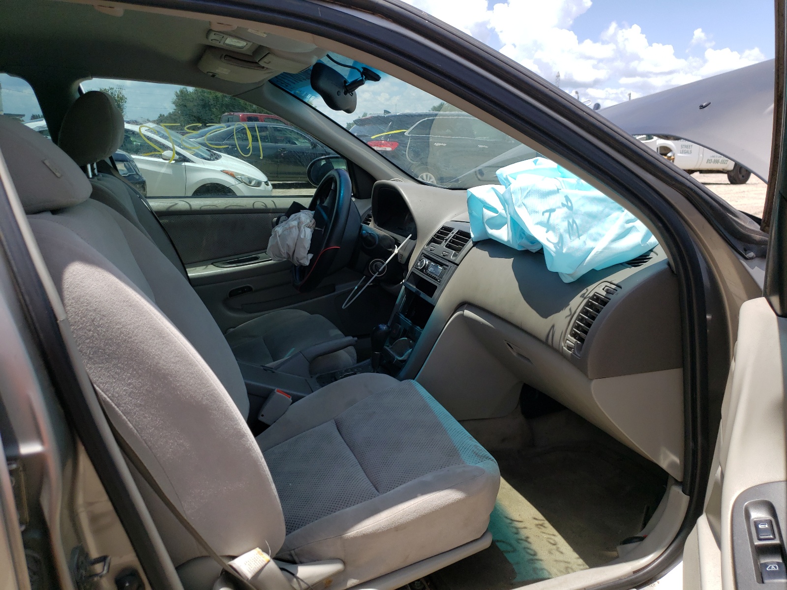 Photo 5 from auction – 2003 NISSAN MAXIMA GLE with VIN JN1DA31D13T518559