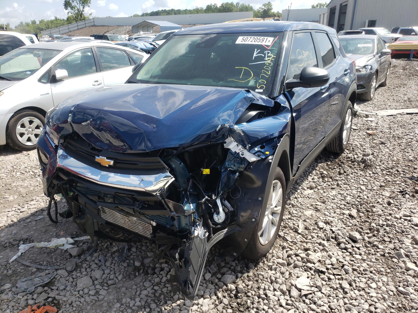 Photo 2 from auction – 2021 CHEVROLET TRAILBLAZE with VIN KL79MMS28MB137048