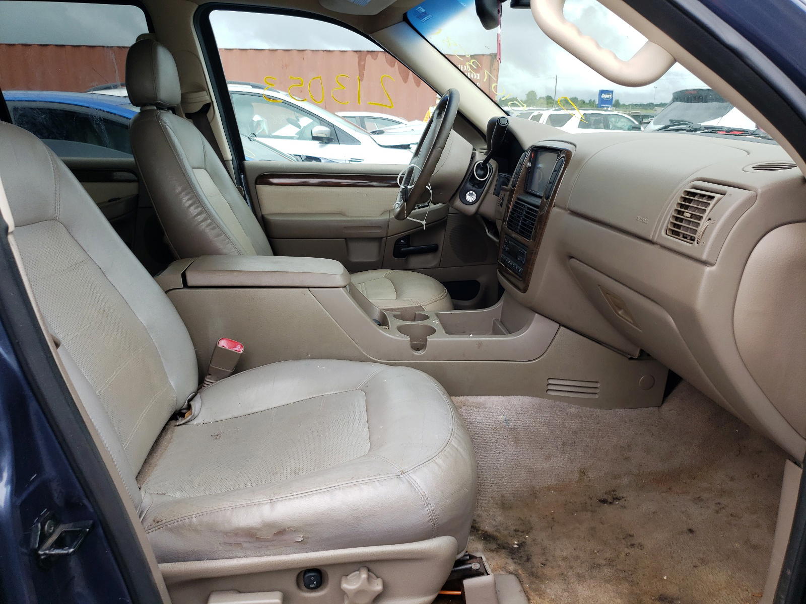 Photo 5 from auction – 2004 FORD EXPLORER E with VIN 1FMDU64K34UA63060
