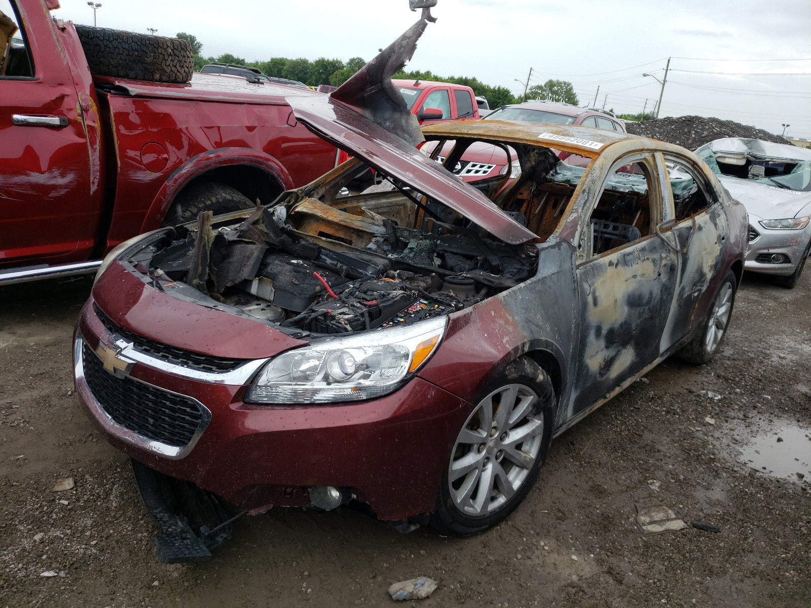 Фото 2 с аукциона – 2015 CHEVROLET MALIBU 2LT с VIN 1G11D5SL6FF324792