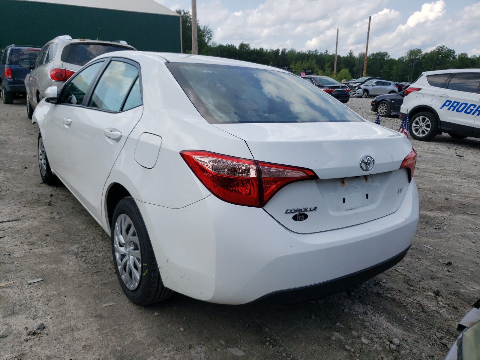 Photo 3 from auction – 2017 TOYOTA COROLLA L with VIN 2T1BURHE5HC850922