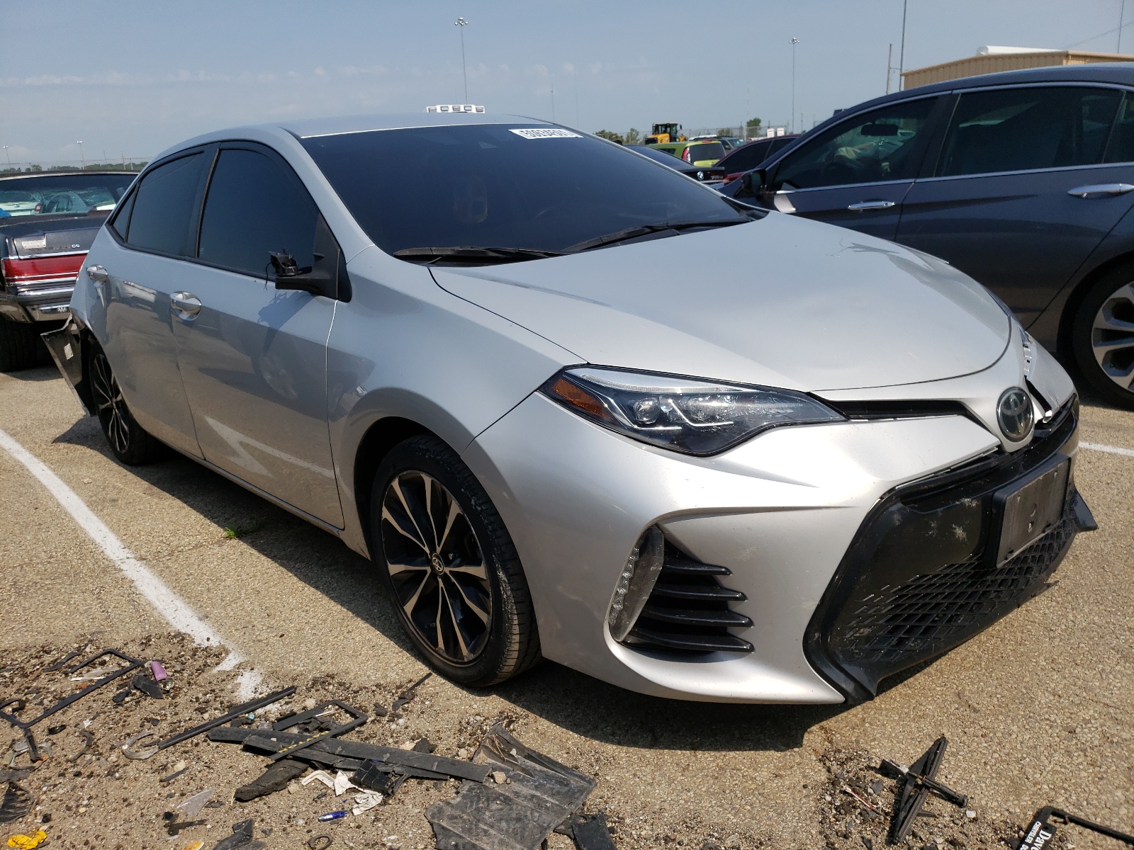 TOYOTA COROLLA L 2017 z numerem VIN 2T1BURHEXHC916171 - Zdjęcie z aukcji