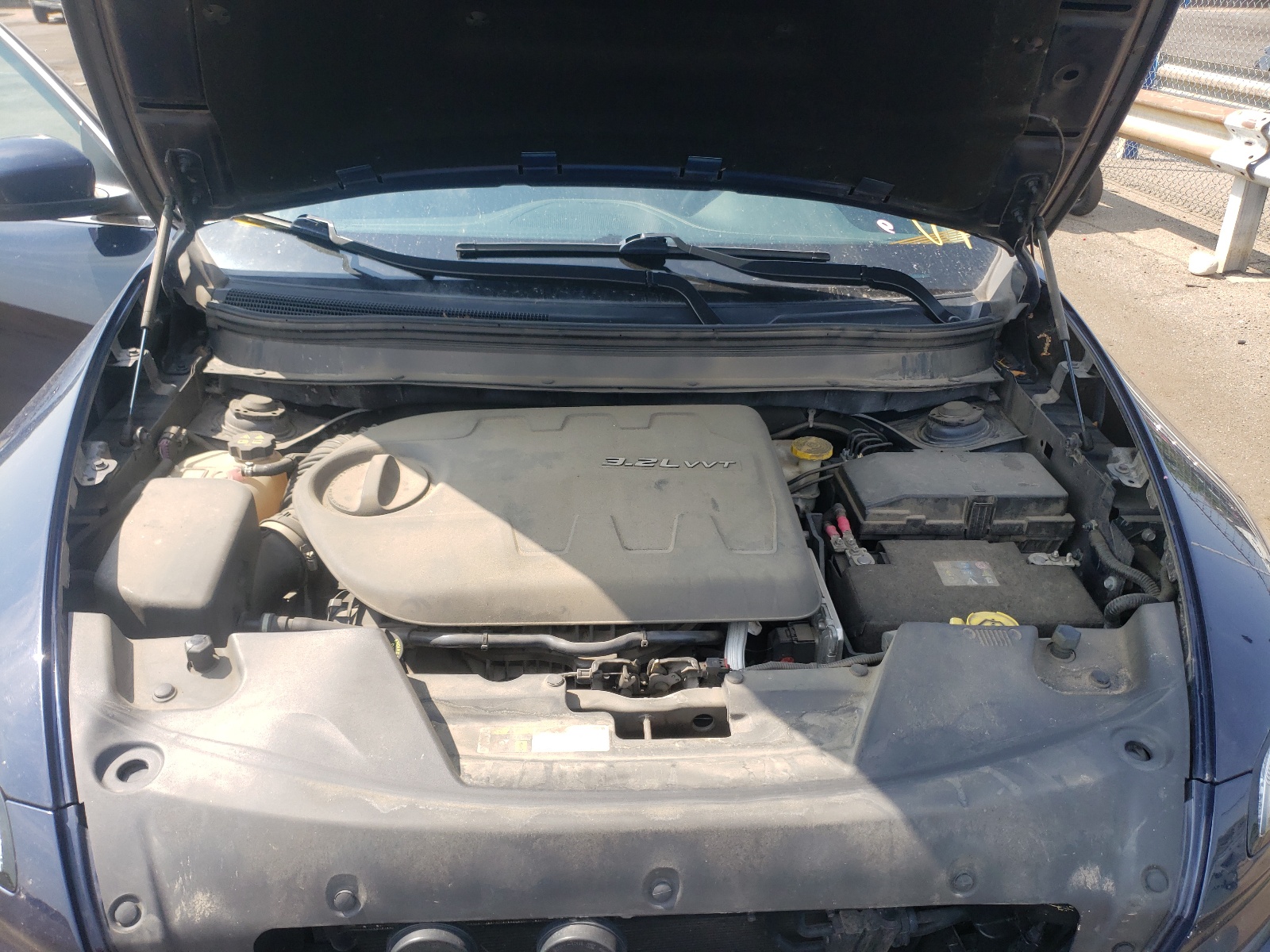 Photo 7 from auction – 2014 JEEP CHEROKEE L with VIN 1C4PJMDSXEW130483