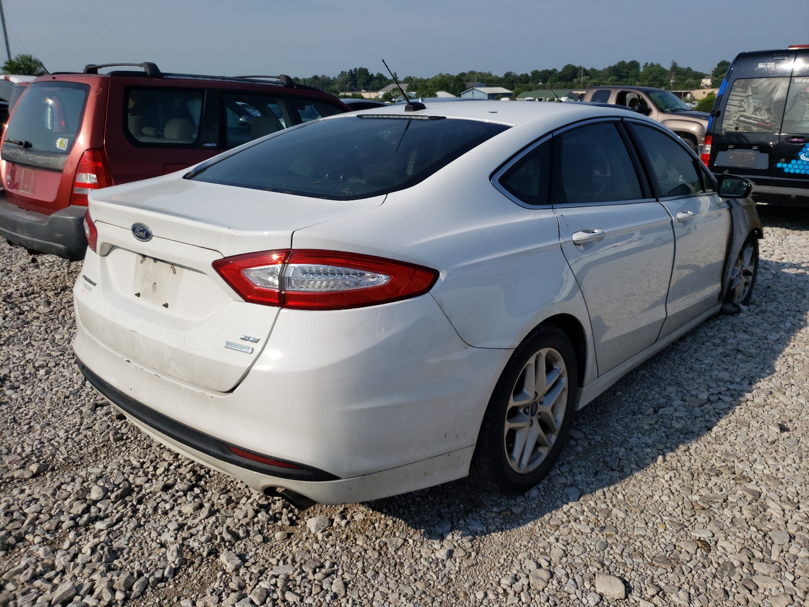 Photo 4 from auction – 2013 FORD FUSION SE with VIN 3FA6P0HR2DR290150