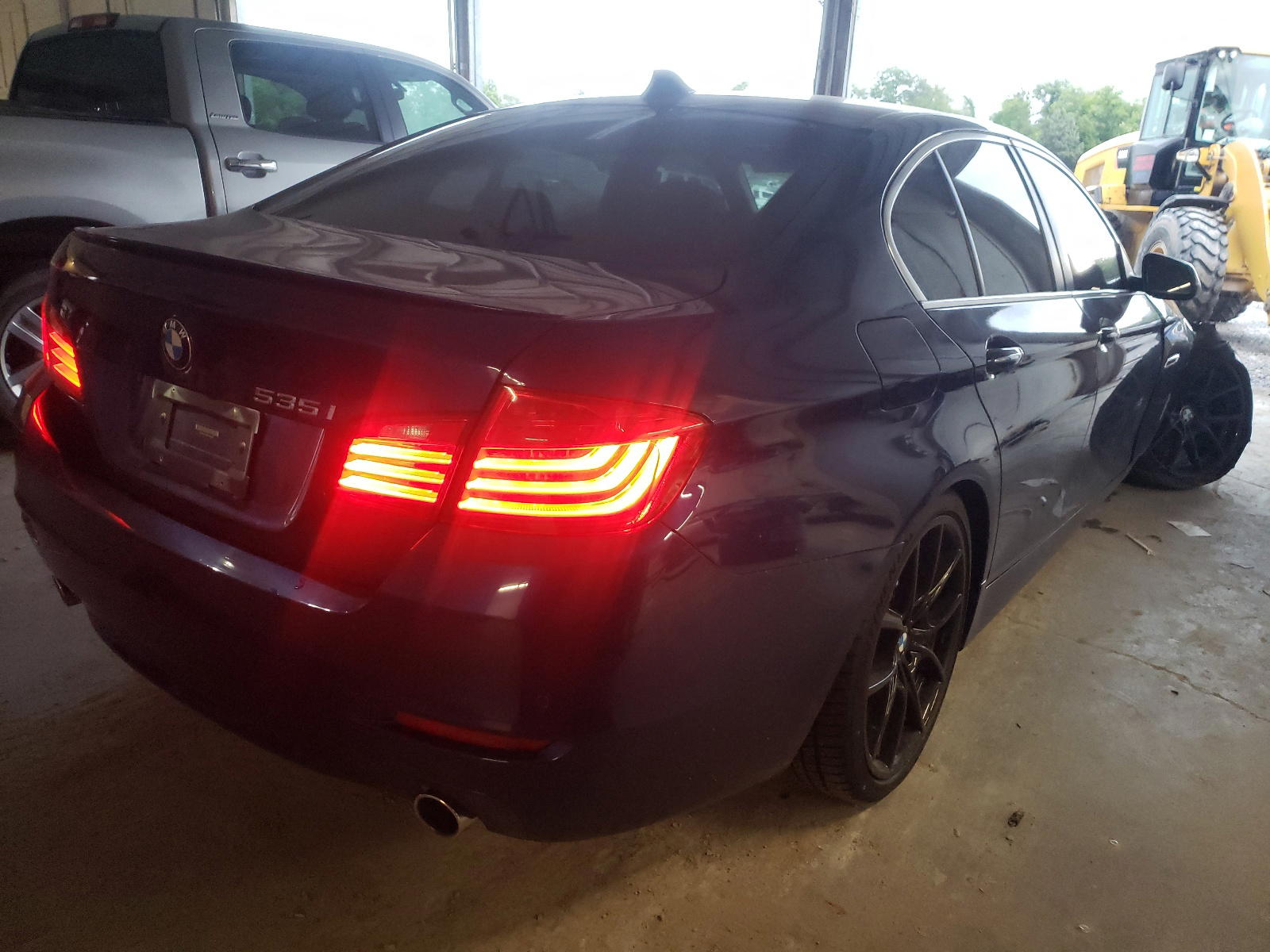 Photo 4 from auction – 2015 BMW 535 I with VIN WBA5B1C58FG128593