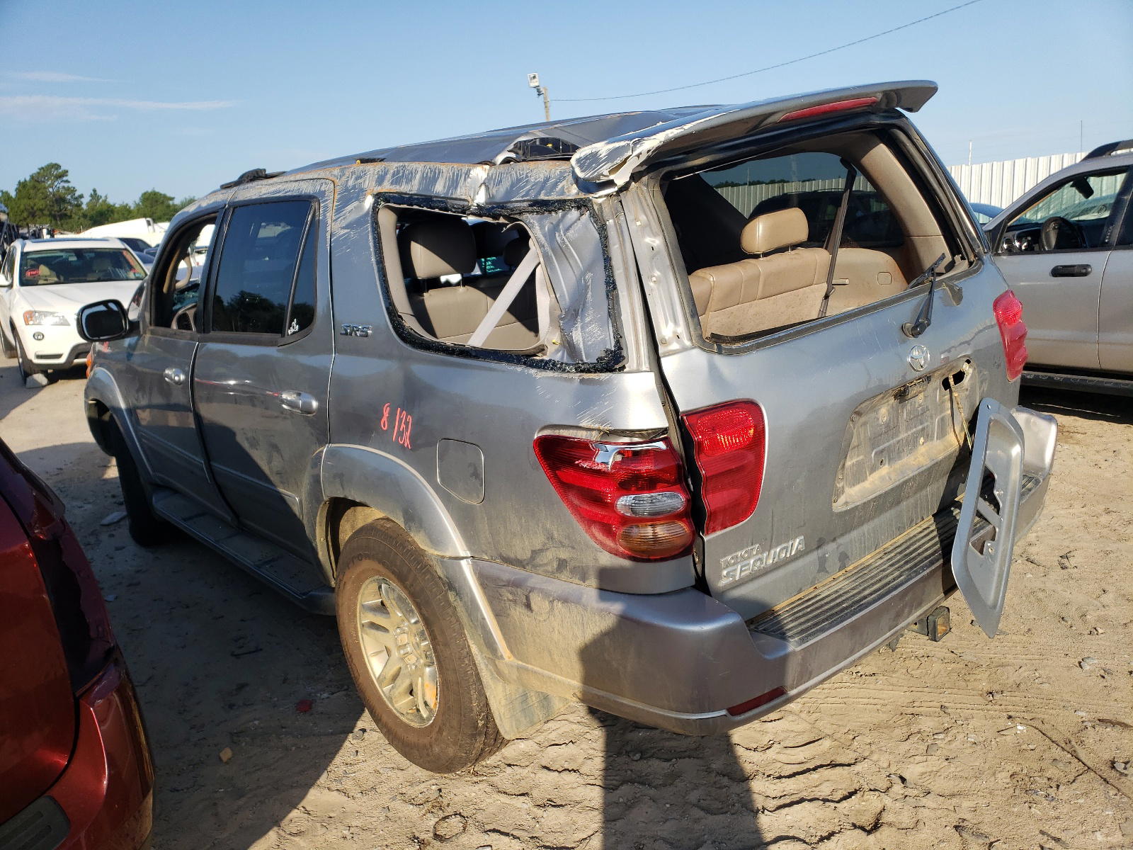 Photo 3 from auction – 2004 TOYOTA SEQUOIA SR with VIN 5TDBT44A34S226210