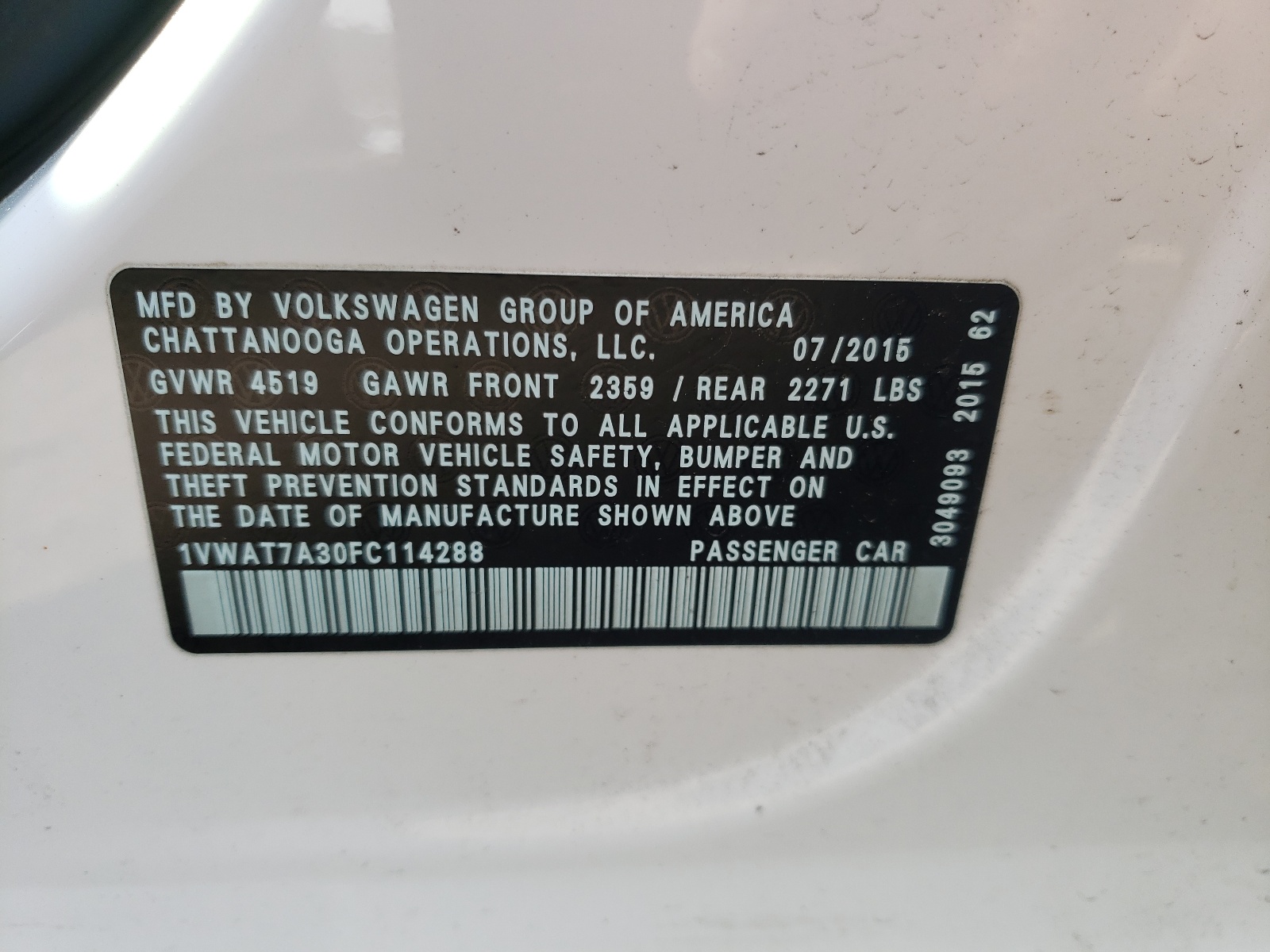 Photo 10 from auction – 2015 VOLKSWAGEN PASSAT S with VIN 1VWAT7A30FC114288